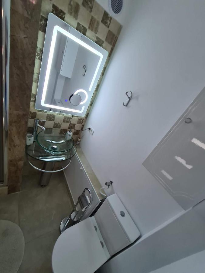 Appartamento Briza Pe Promenada Năvodari Esterno foto